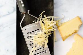 microplane gourmet extra coarse (4).jpg